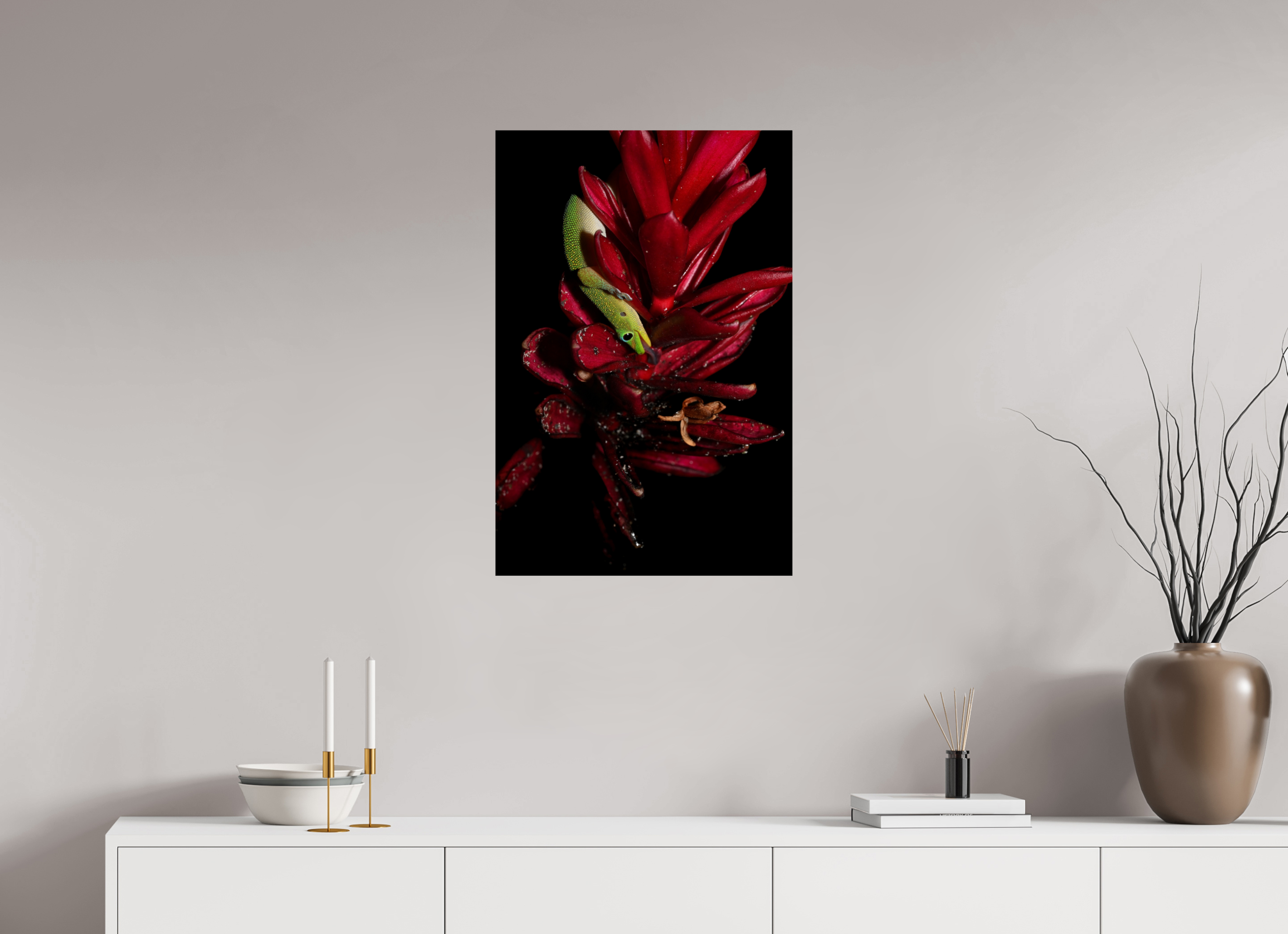 20 x 30″, Photo Print on Aluminum Backing Gecko on Flower