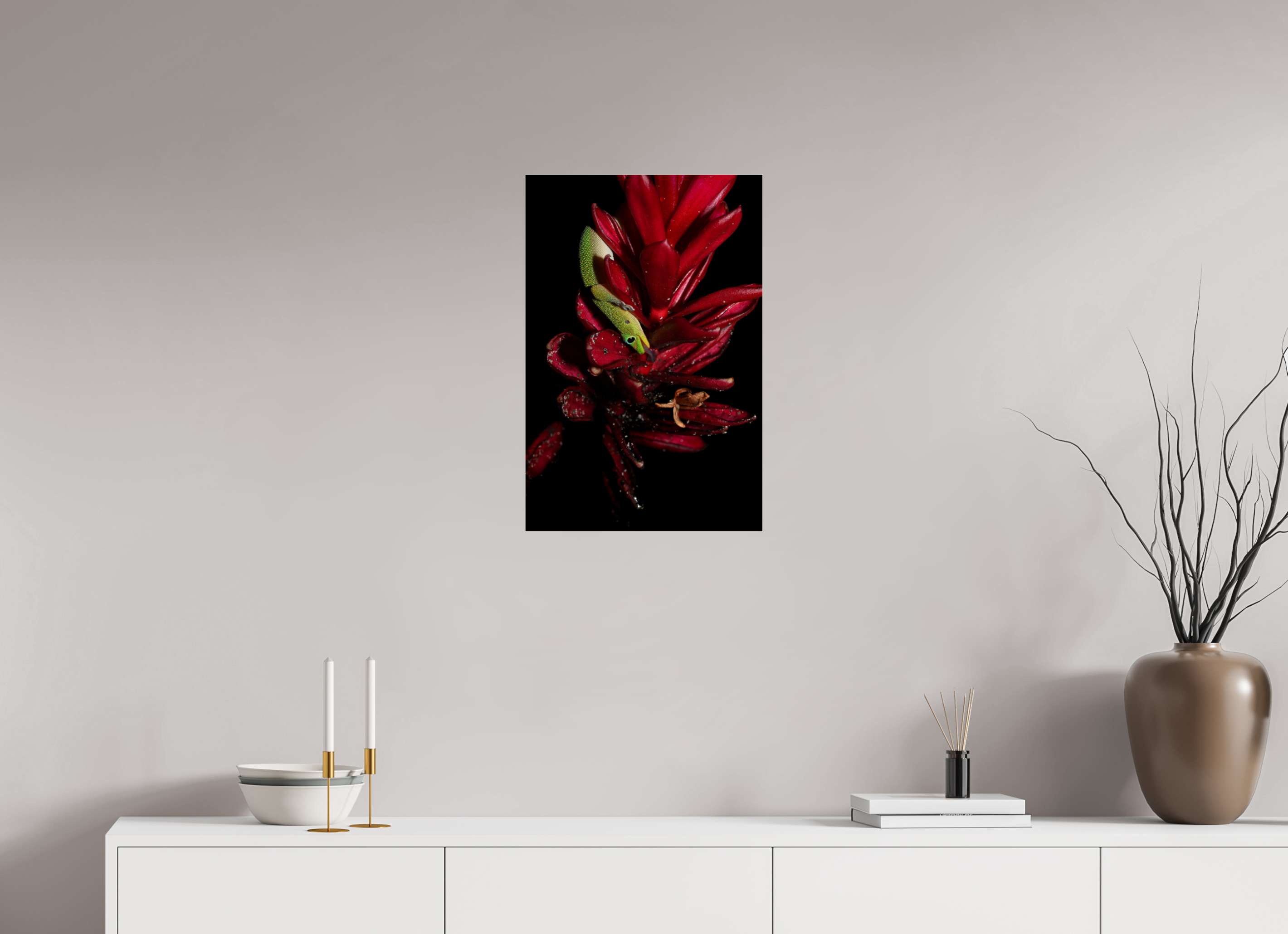 16 x 24″, Photo Print Under Acrylic Glass Gecko on Flower
