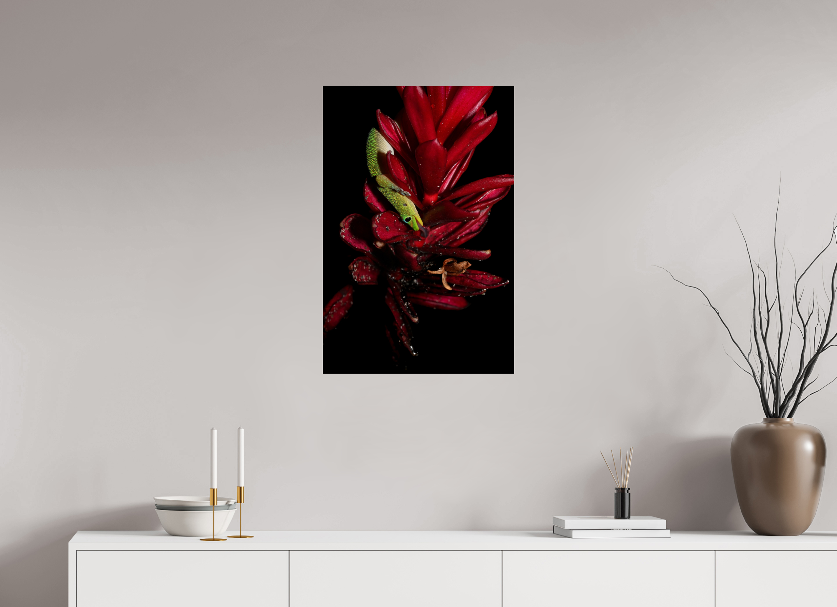 20 x 30″, Photo Print On Fuji Crystal DP II Gecko on Flower