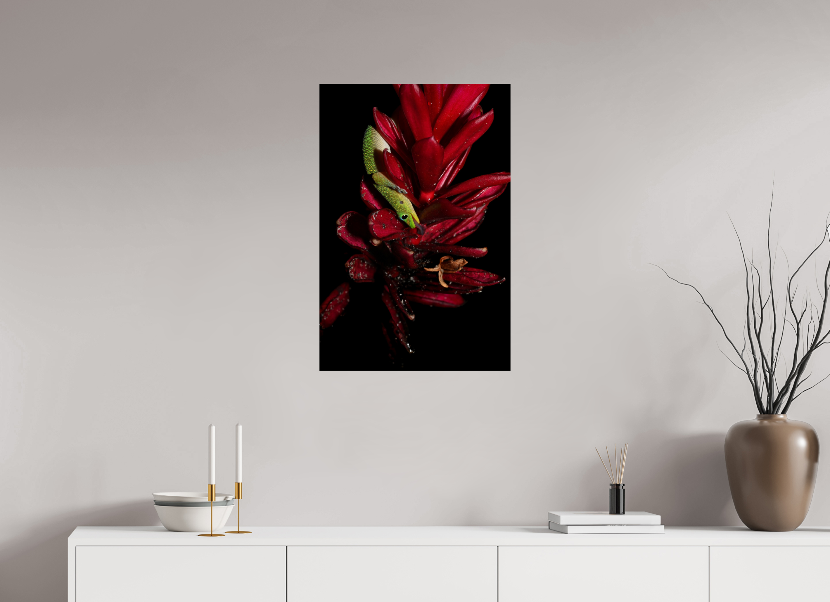 20 x 30″, Photo Print Under Acrylic Glass Gecko on Flower