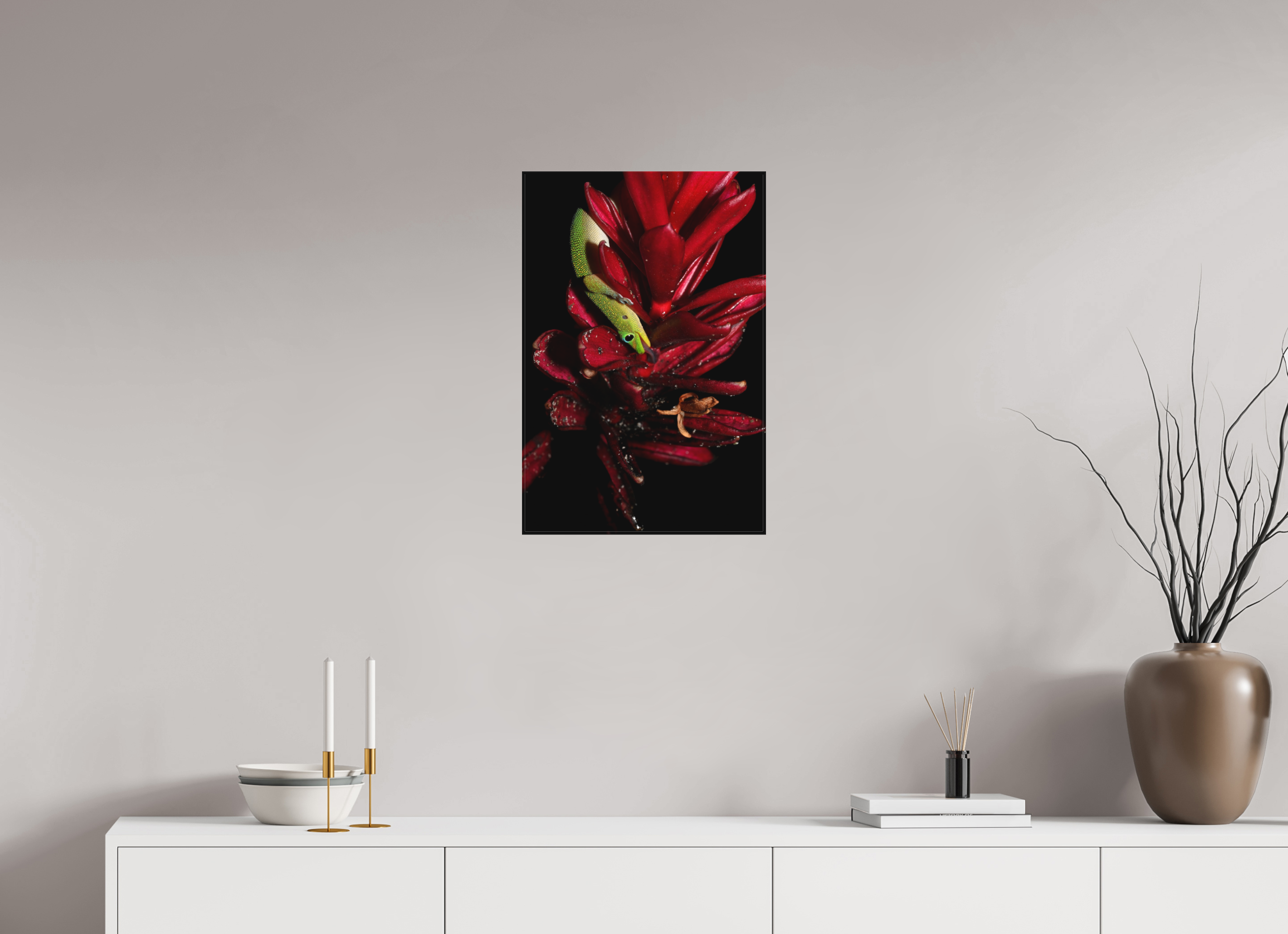 16 x 24″, Matte Canvas with Wrapped Edges Gecko on Flower
